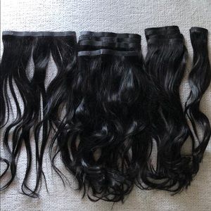 🚨SOLD🚨Clip-in Hair Extensions 18”